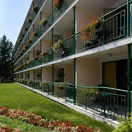 In Trakia Plaza Apartman Napospart