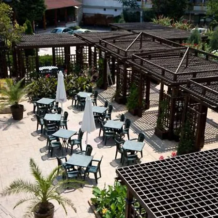 Appartement In Trakia Plaza