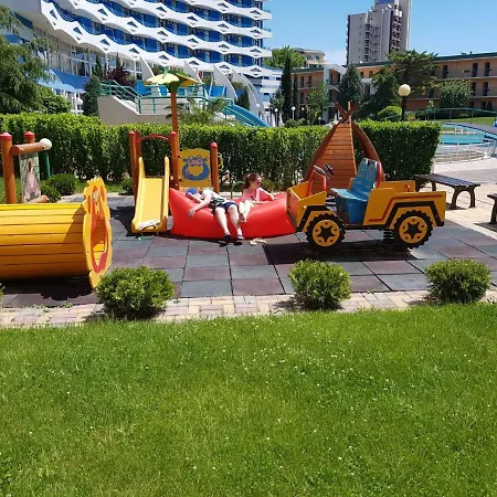 In Trakia Plaza Apartamento *